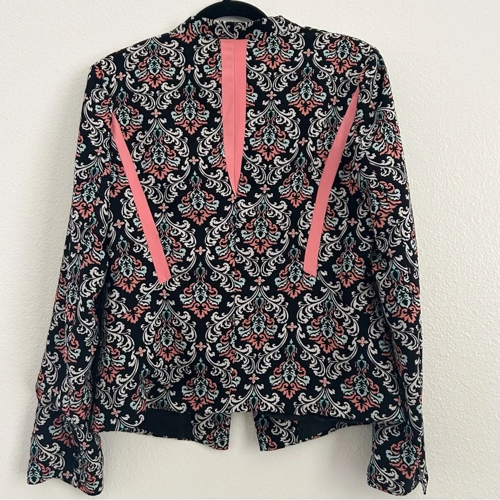 Love Tree Women's Patterned Blazer | Size L